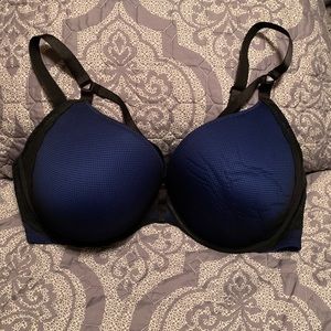Torrid Underwire Bra, 46 D